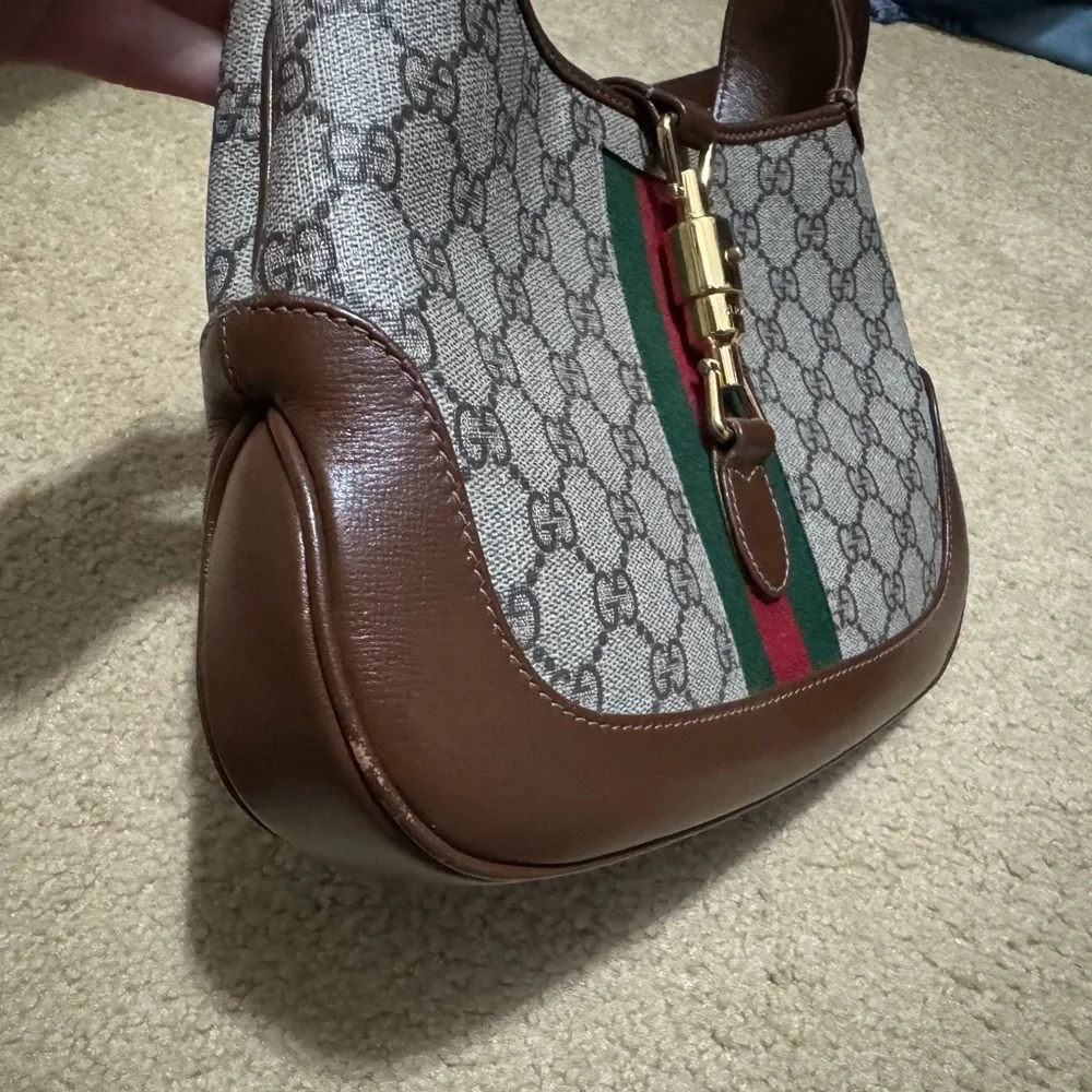 Gucci logo Jackie bag with extended strap option - Picture 4 of 8